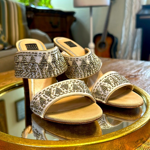 WHBM Hoilday Slip OnSlip Off Silver Beaded Square Wooded Heel Size 8 - Picture 1 of 8